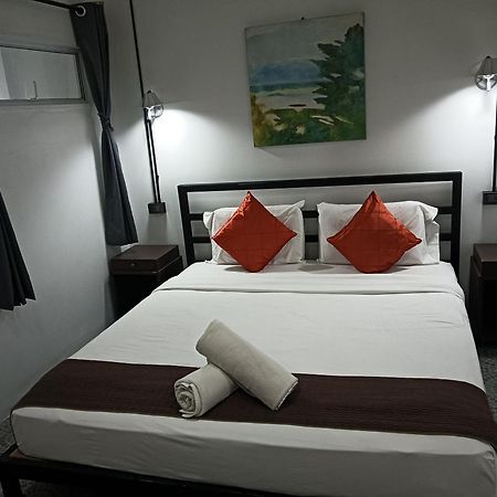 White Jail At Koh Tao Hostel Екстериор снимка