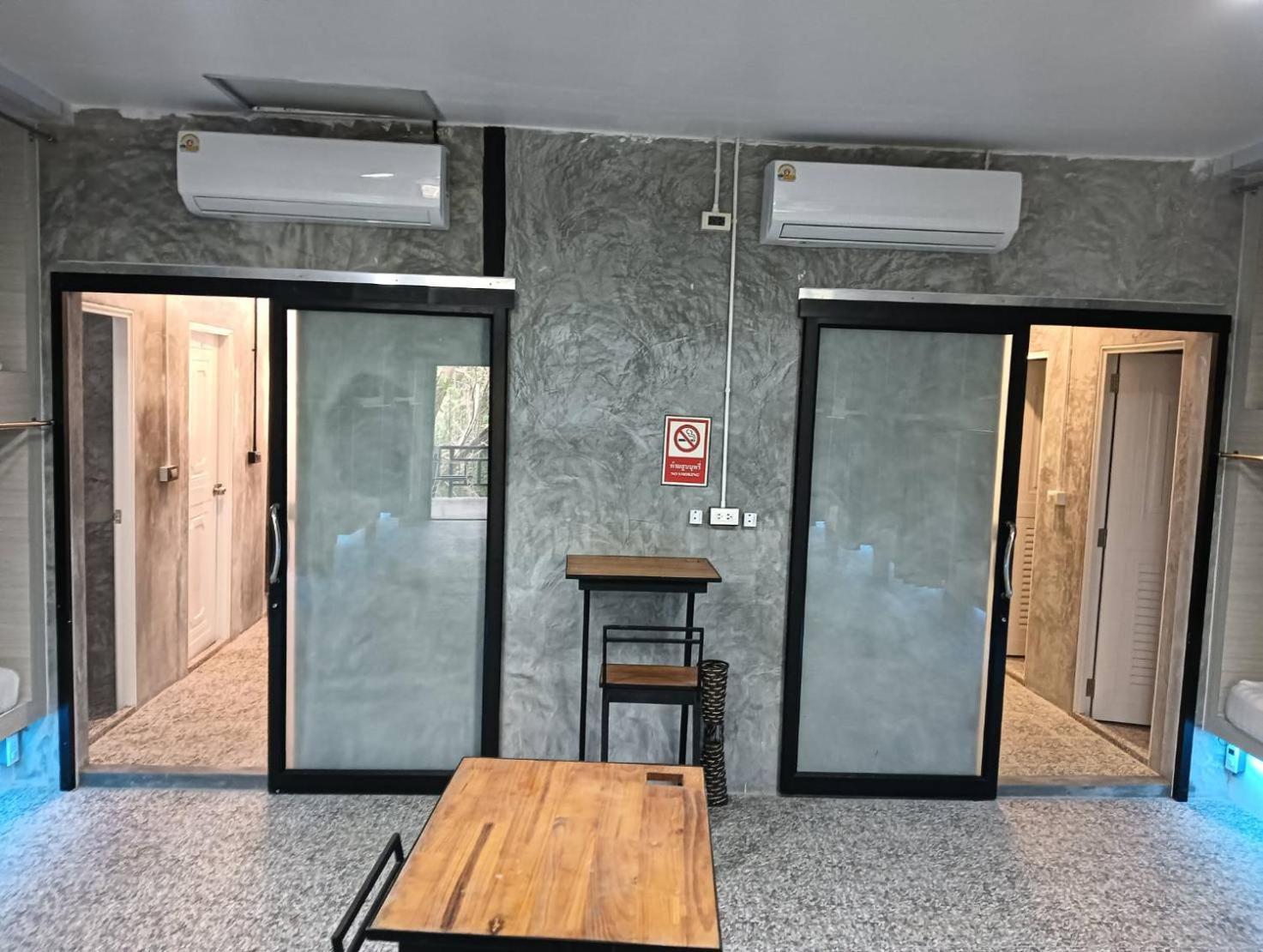 White Jail At Koh Tao Hostel Екстериор снимка