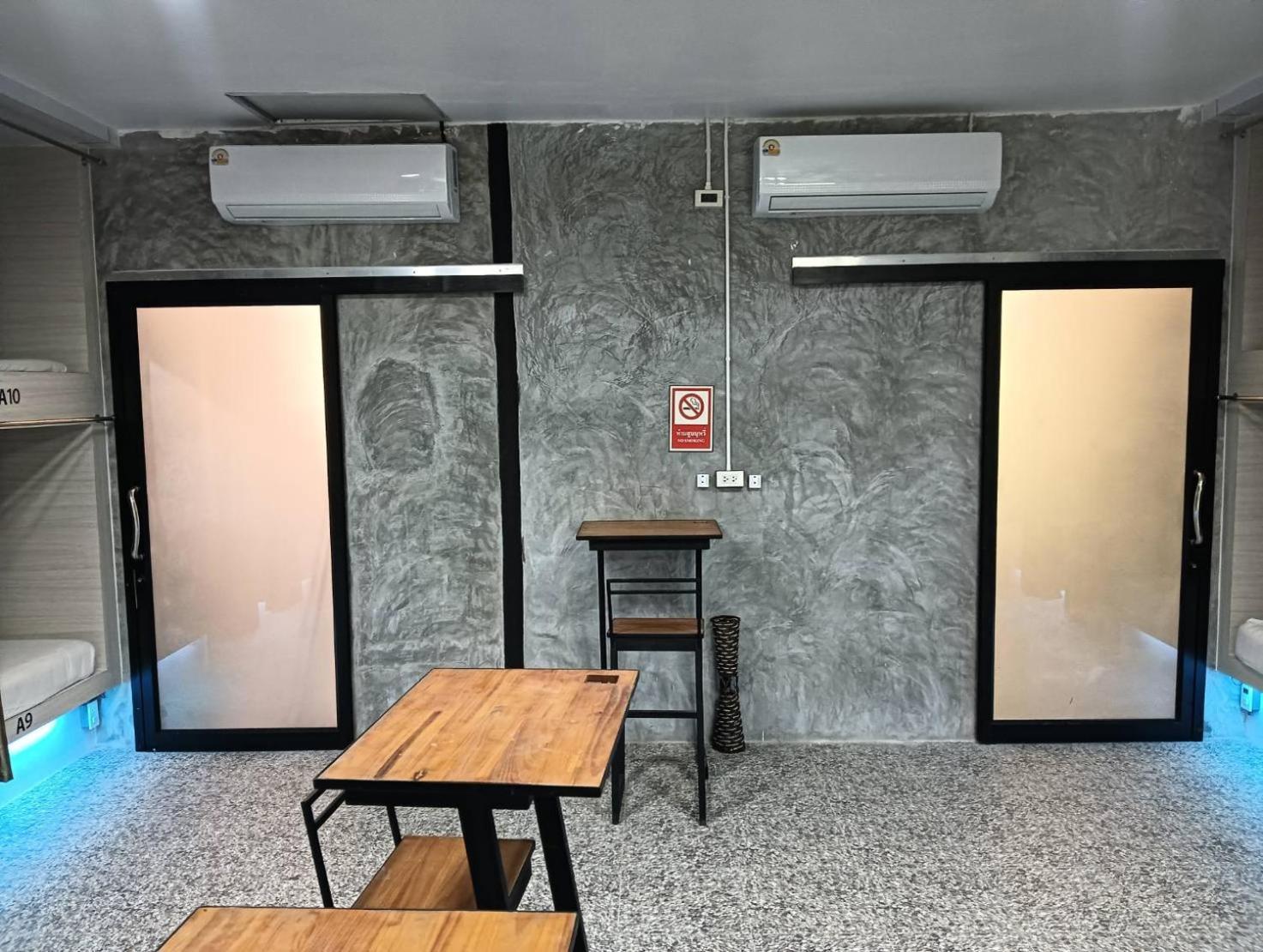 White Jail At Koh Tao Hostel Екстериор снимка