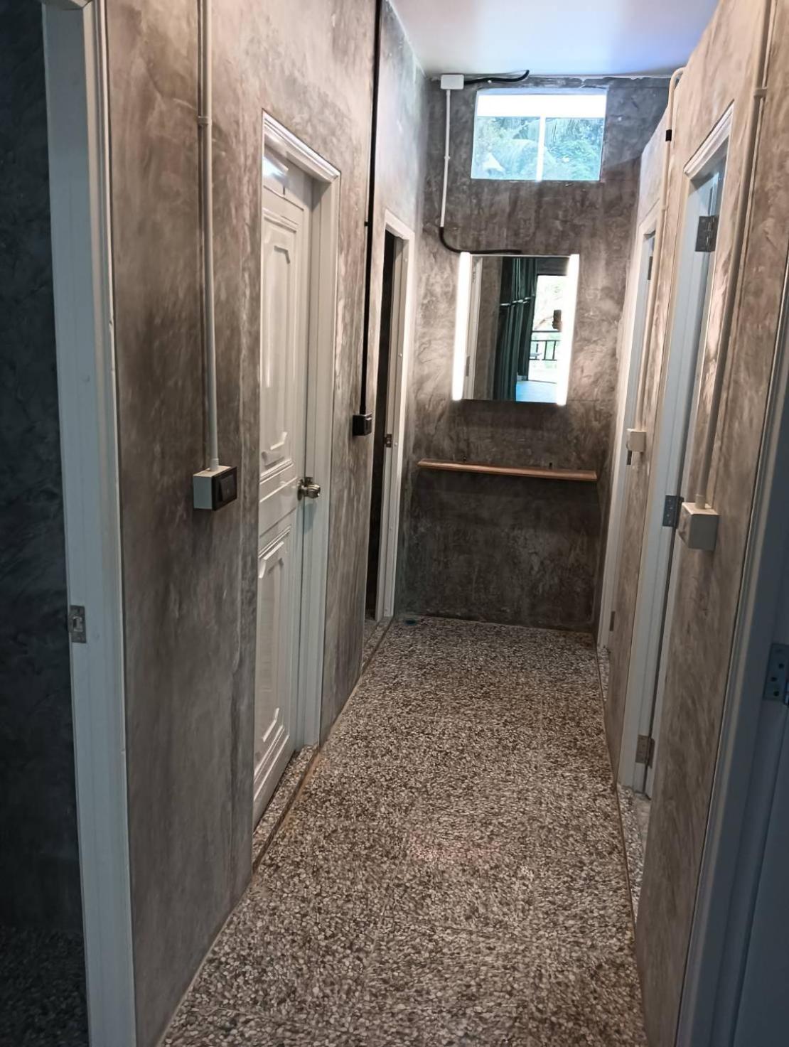White Jail At Koh Tao Hostel Екстериор снимка