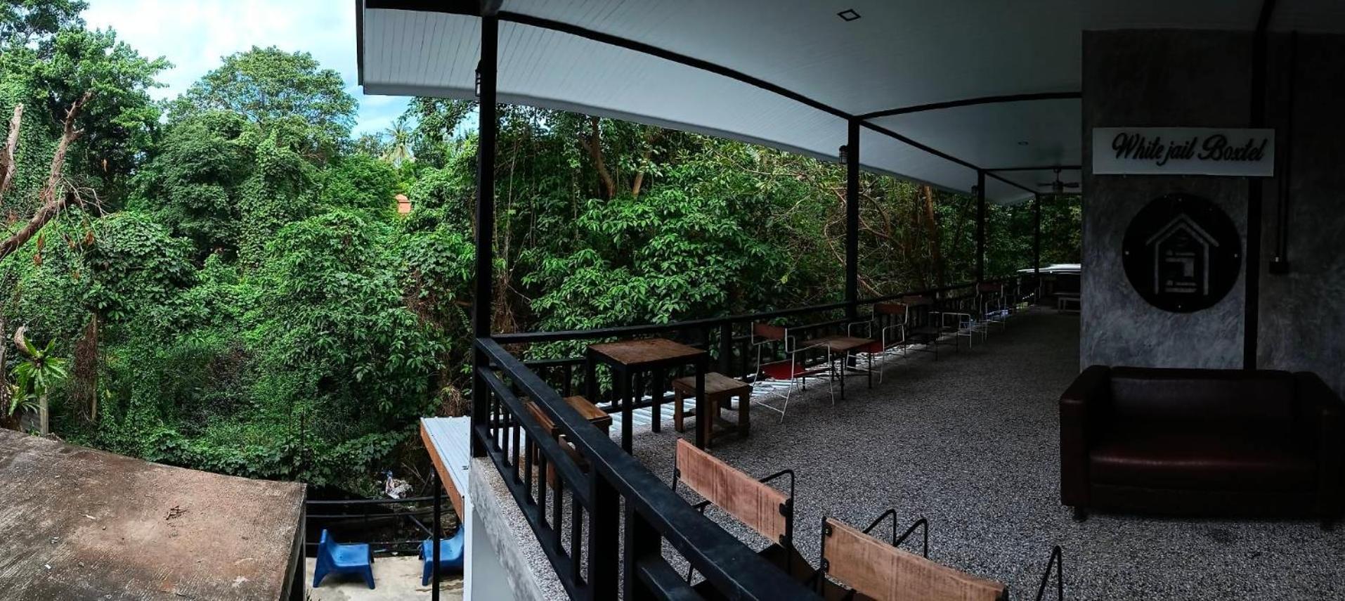 White Jail At Koh Tao Hostel Екстериор снимка