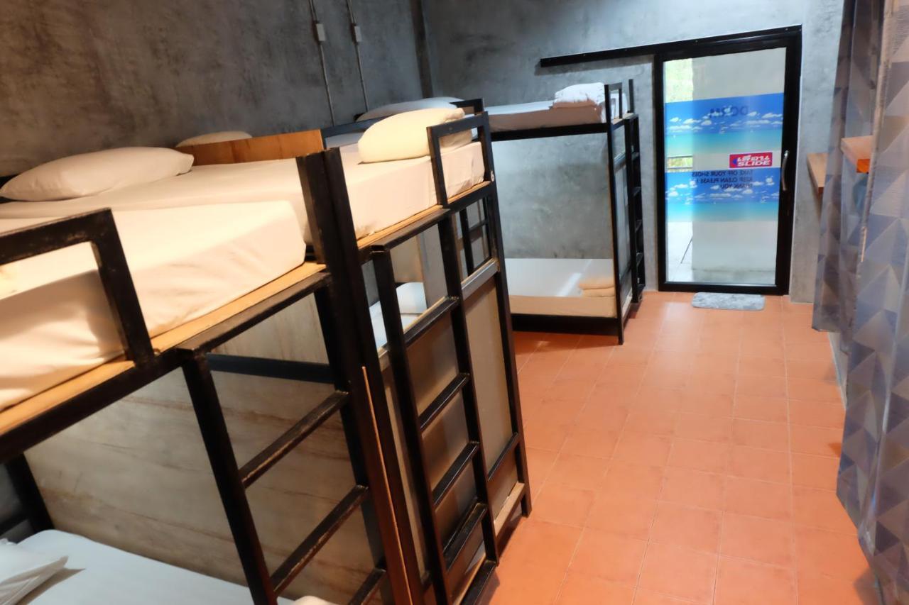 White Jail At Koh Tao Hostel Екстериор снимка