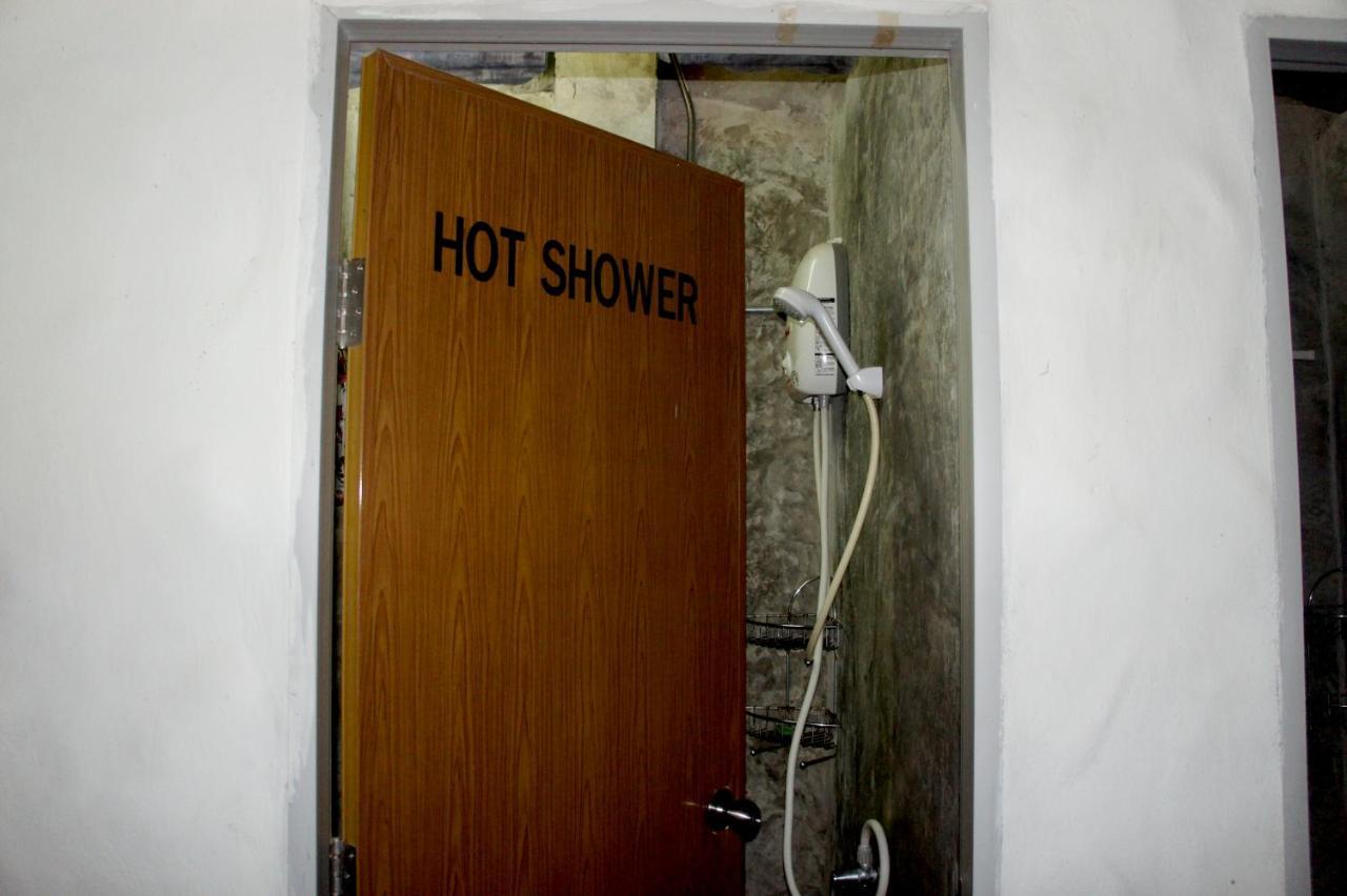 White Jail At Koh Tao Hostel Екстериор снимка
